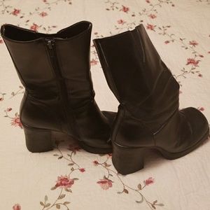 Black tall heel boots